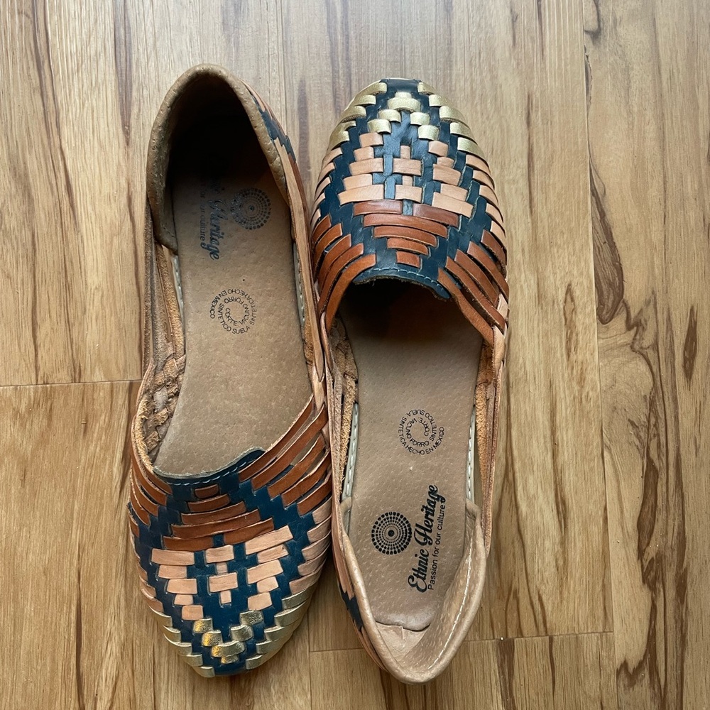 Multicolor Ethnic Heritage Huaraches size 8